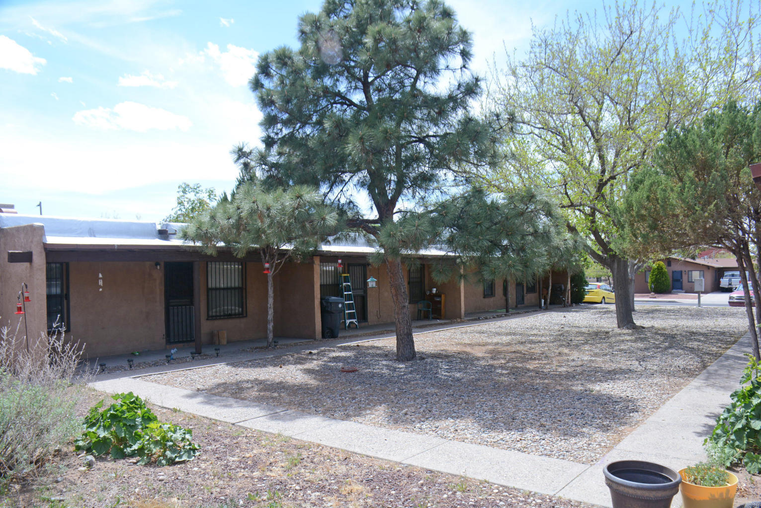 Albuquerque Apartment: 604 Arno Street NE