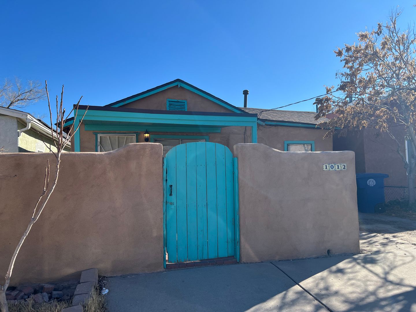Albuquerque House: 1012 21st Street NW