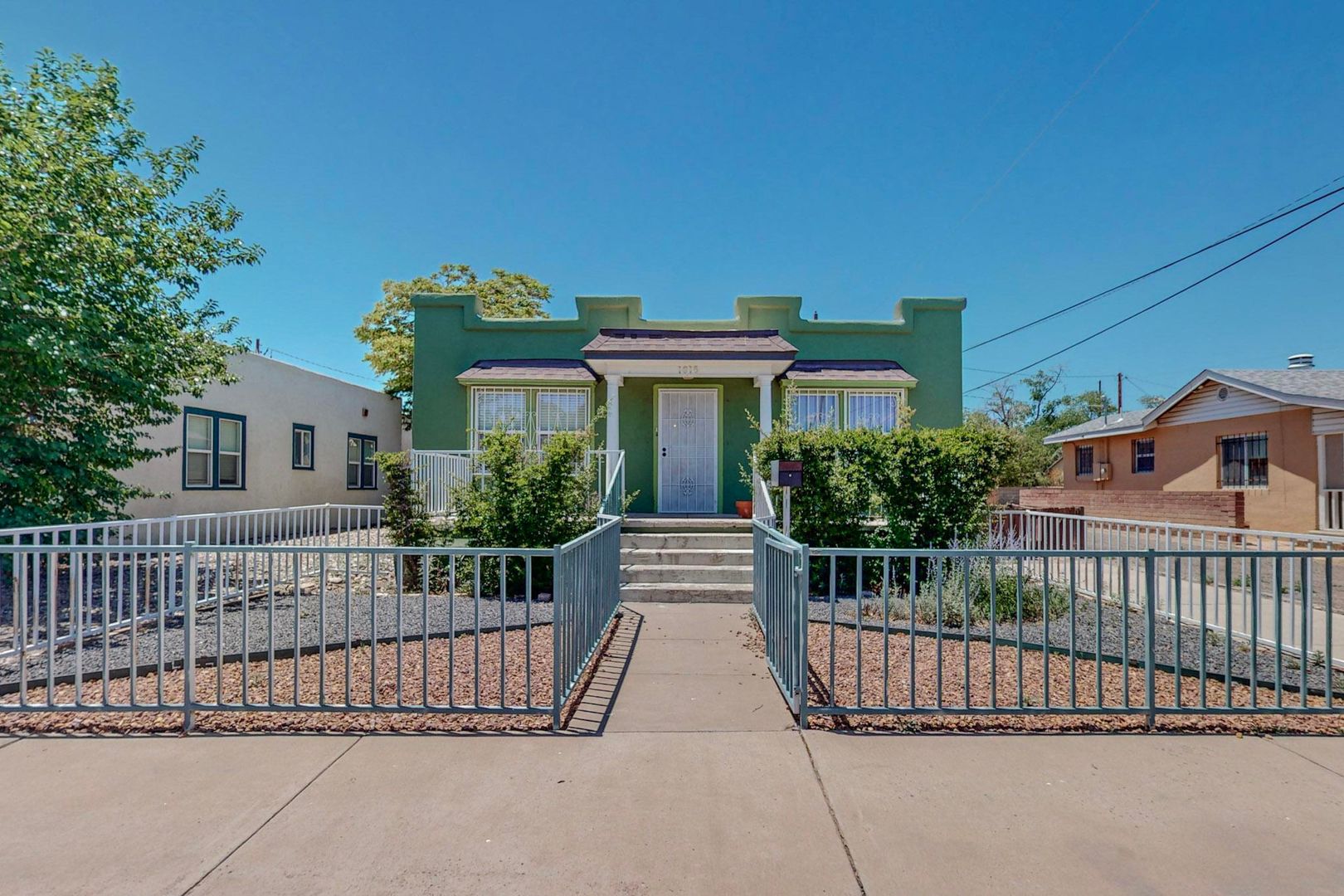 Two Bedroom One Bath home or sweet little home/office