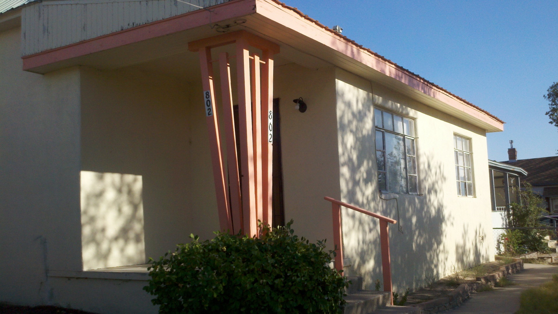 Albuquerque Apartment: 802 Walter Street SE