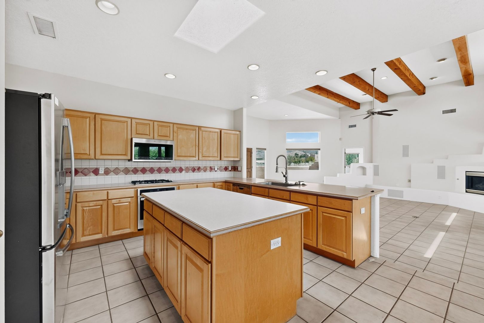 10900 San Francisco Rd NE 10 of 12