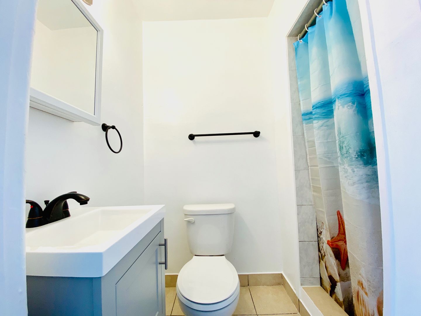 Los Angeles Apartment: 3551-3557 S Western Avenue