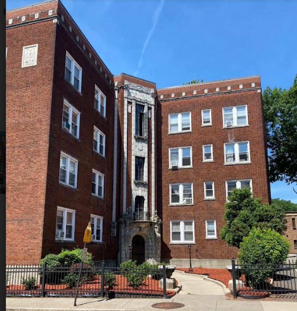 New Britain Apartment: 35 Glen Street