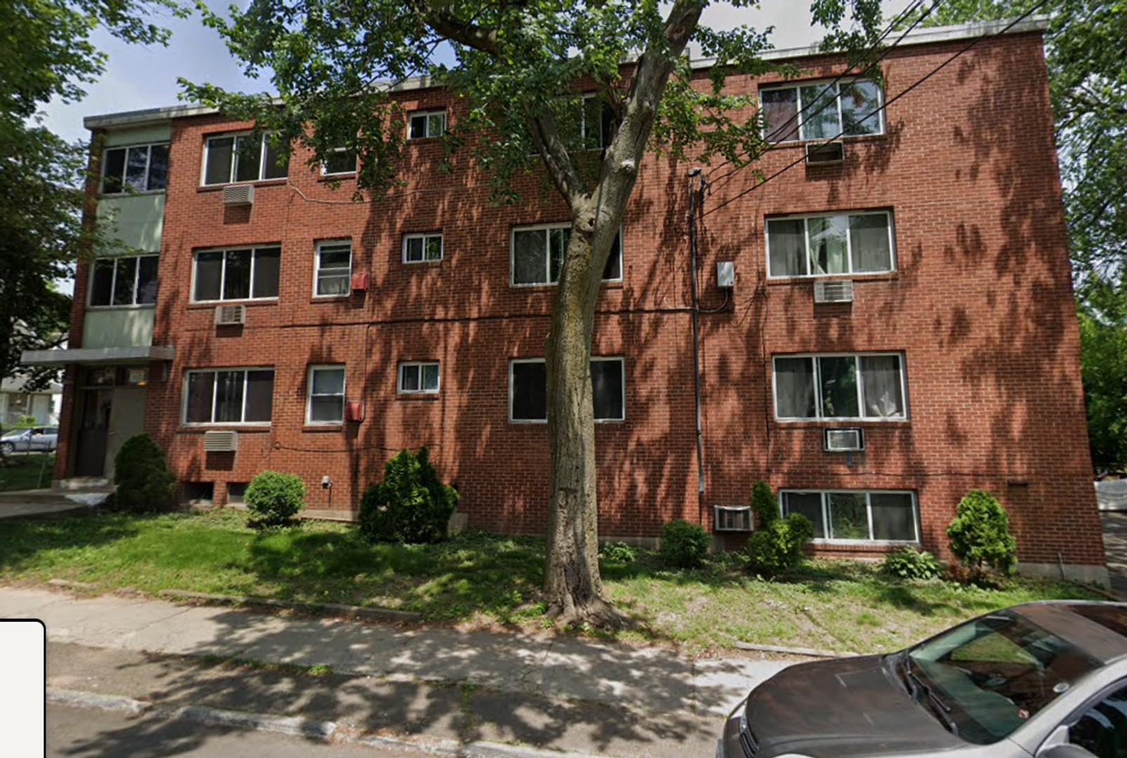 Hartford Apartment: 90 Catherine Street