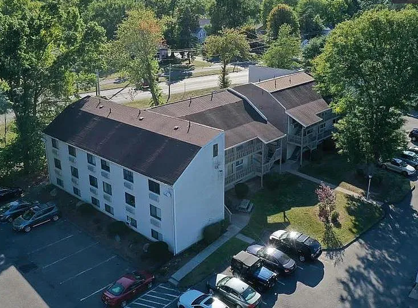 Plainville Apartment: 369-371 Woodford Ave