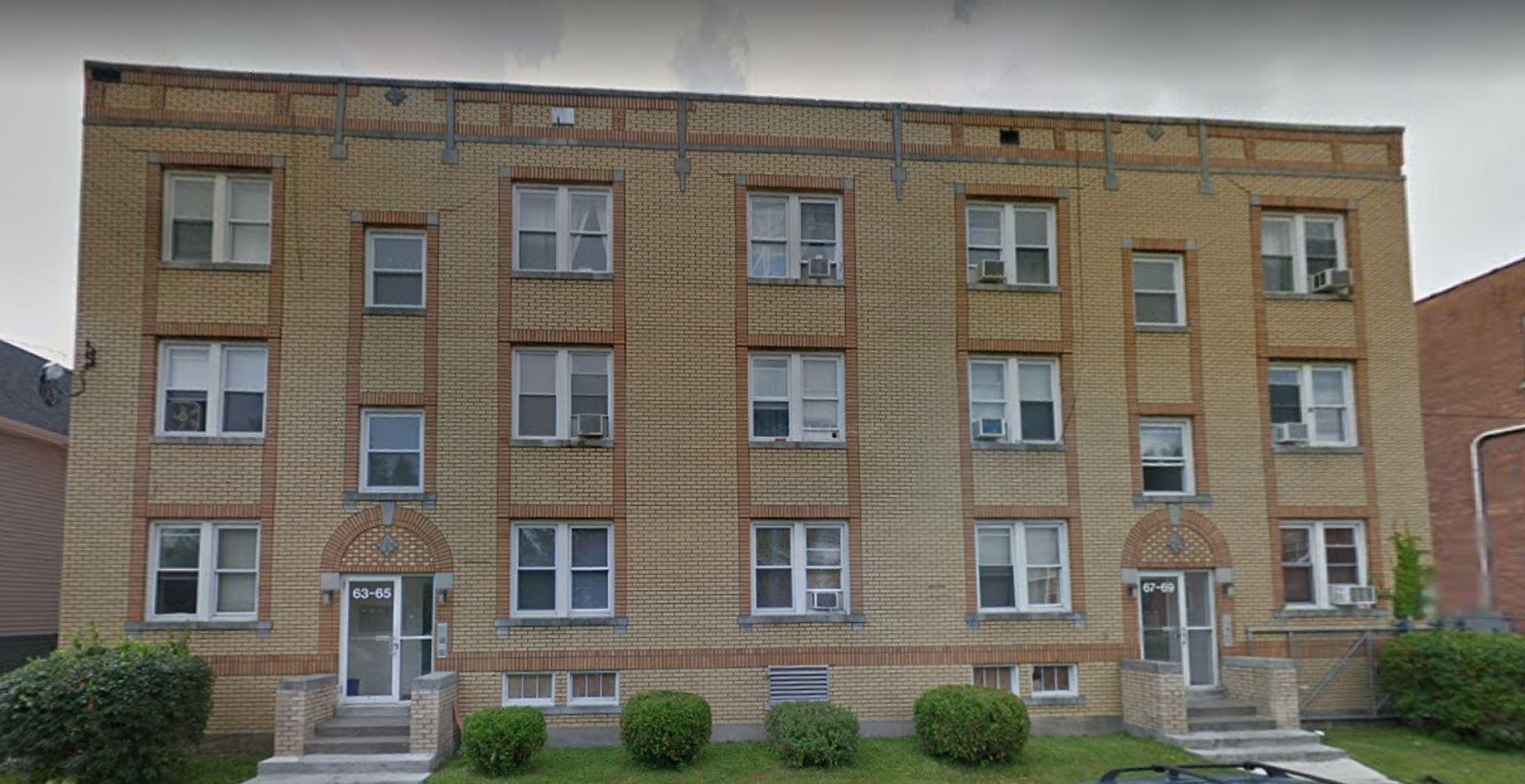 Hartford Apartment: 65 Colonial Street