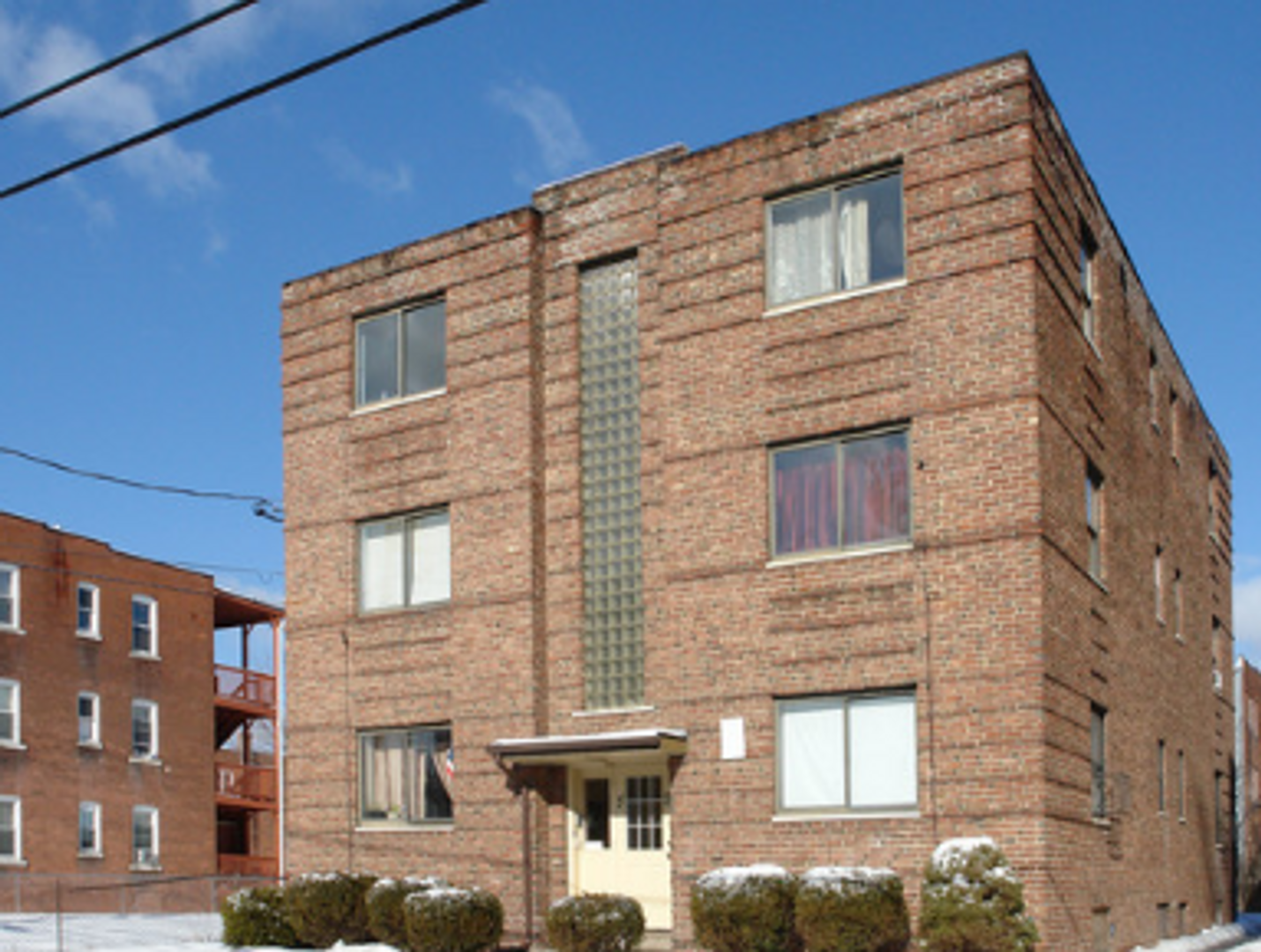 Hartford Apartment: 42 School Street