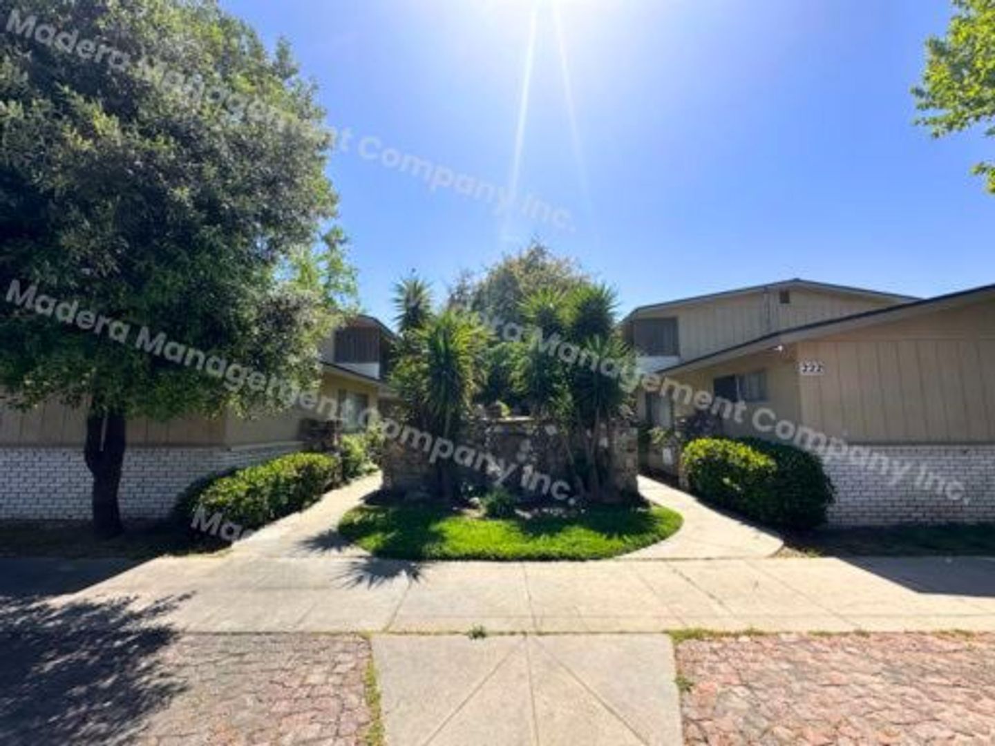 Madera Apartment: 222 N. C Street