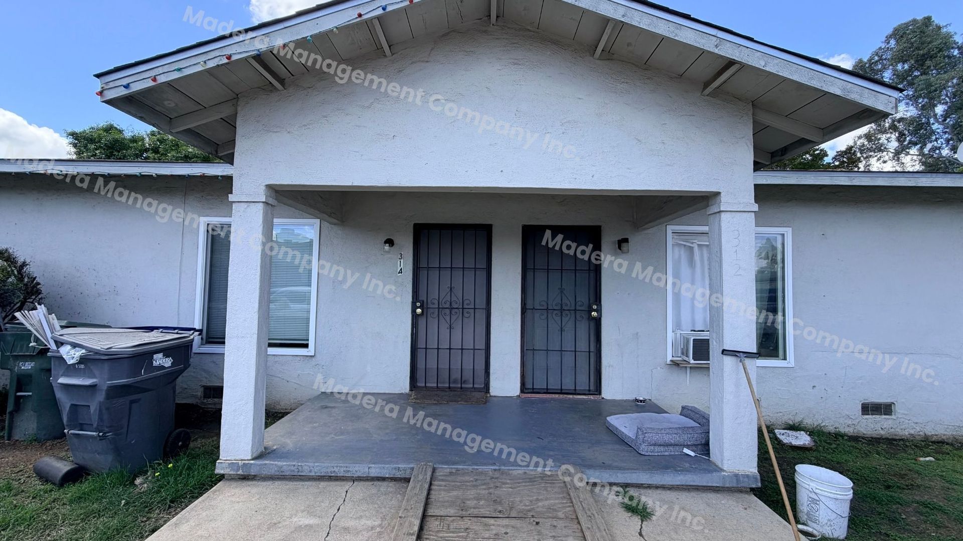 Madera House: 314 S. N Street