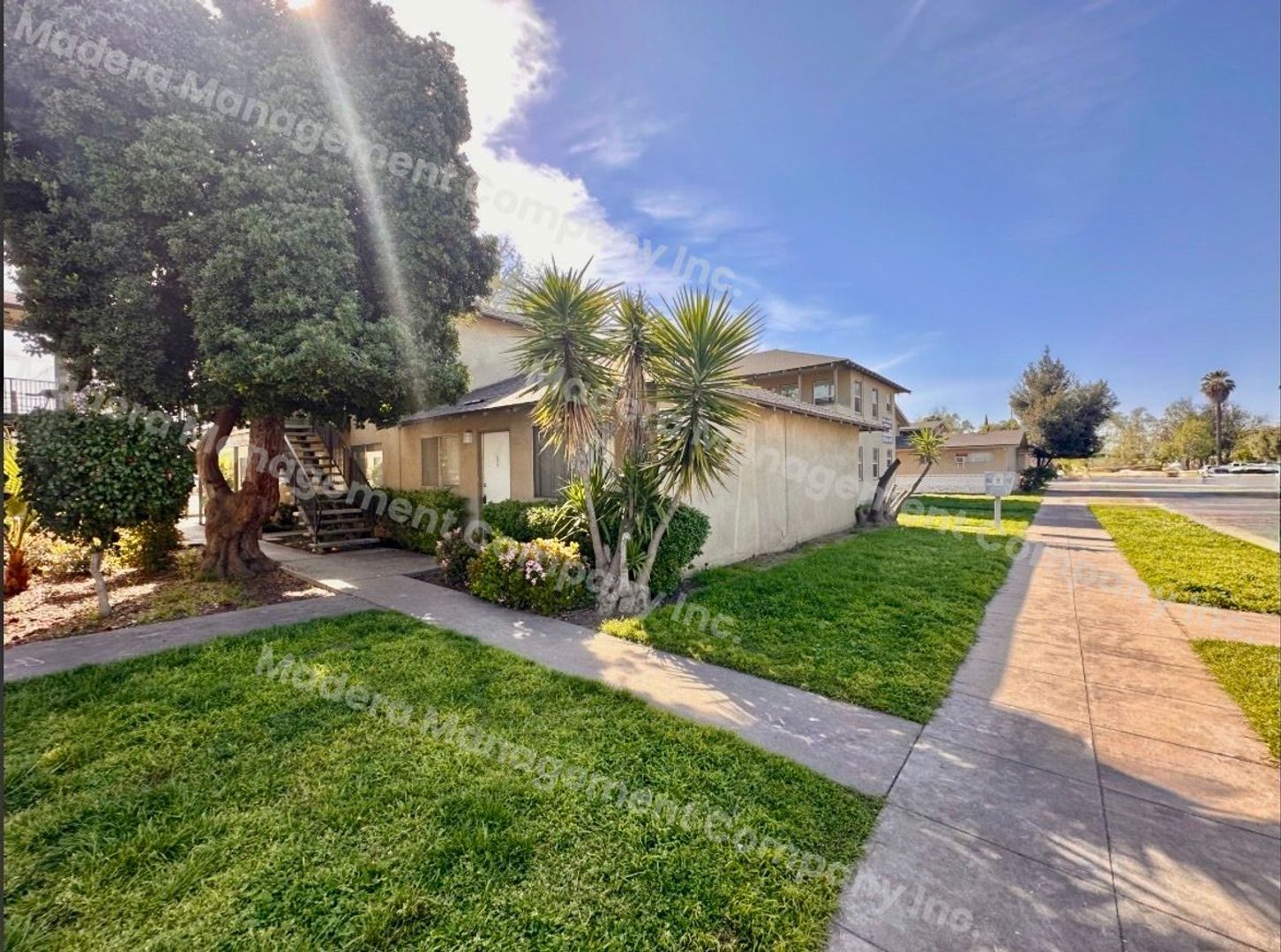 Madera Apartment: 212 N. C Street