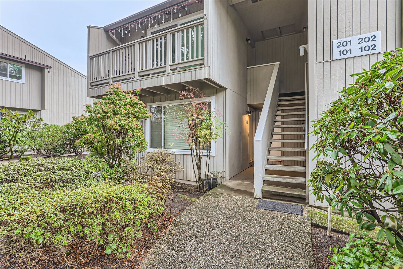 Redmond Apartment: 7920 168th Ave Ne