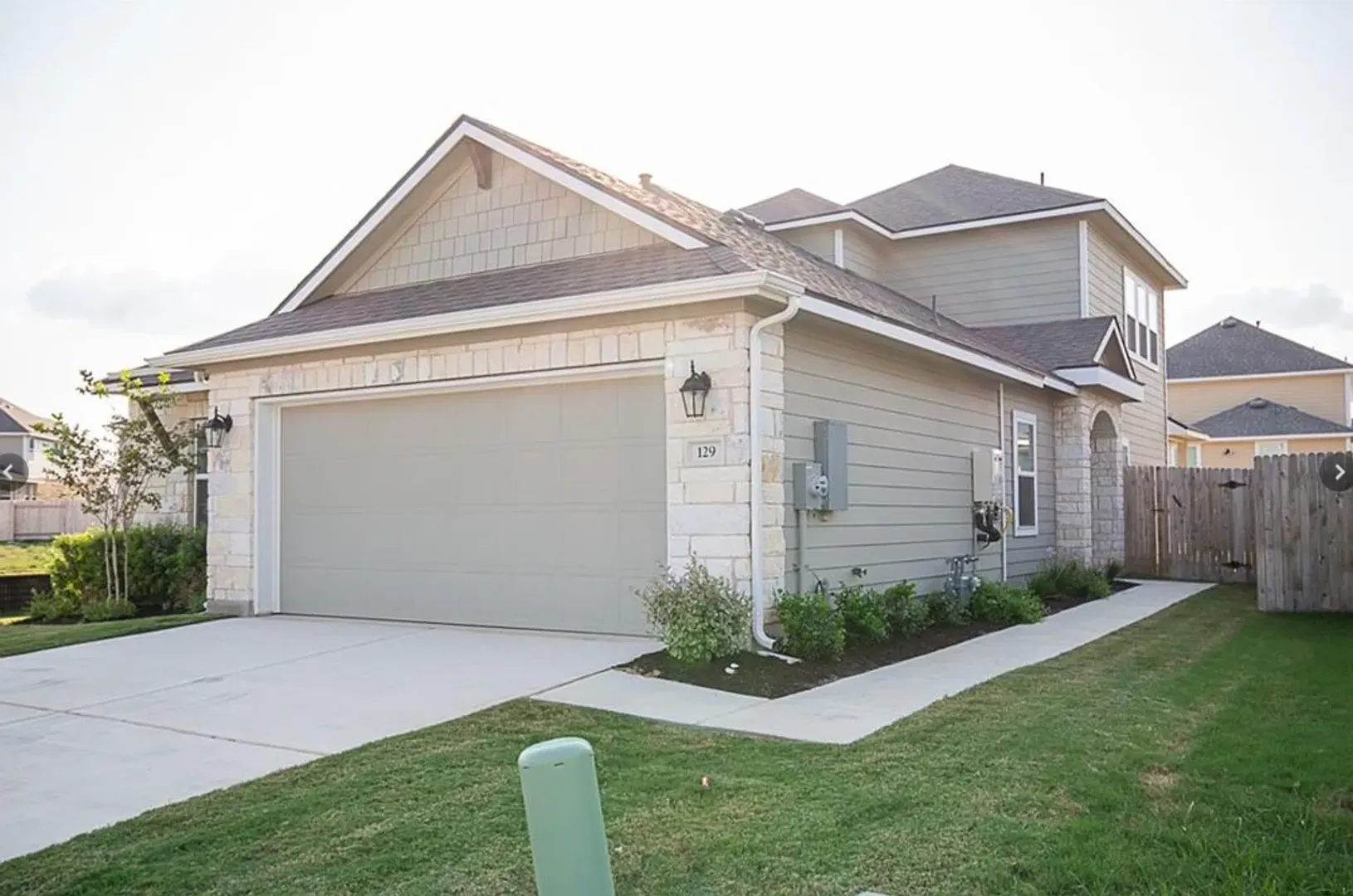 Georgetown House: 129 Winding Hollow Ln