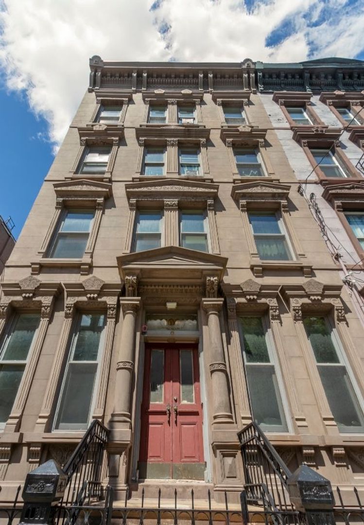 Jersey City Apartment: 100 Wayne Street