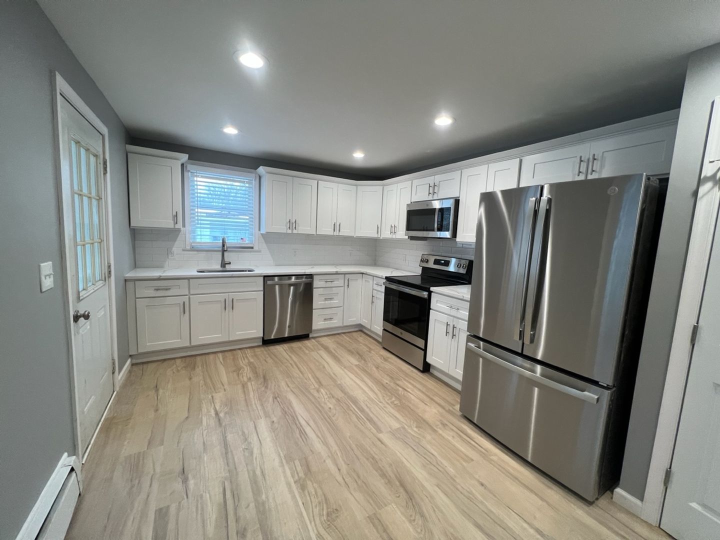 Macungie House: 5744 Lehigh St