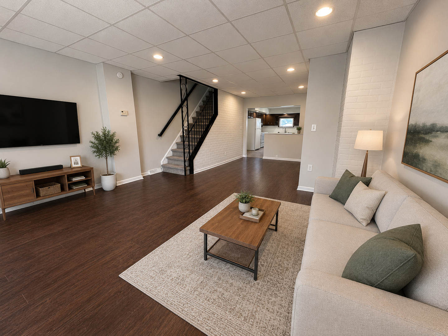 Emmaus House: 127 S 6th St