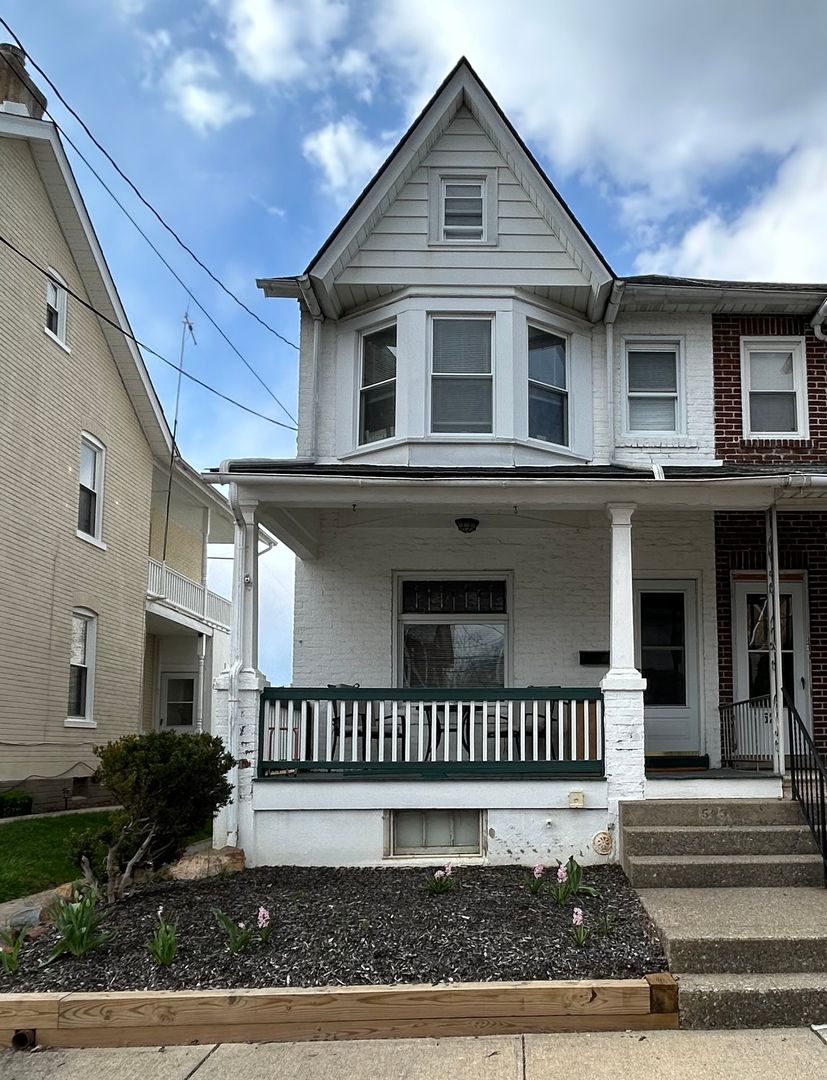 Emmaus House: 523 Ridge St