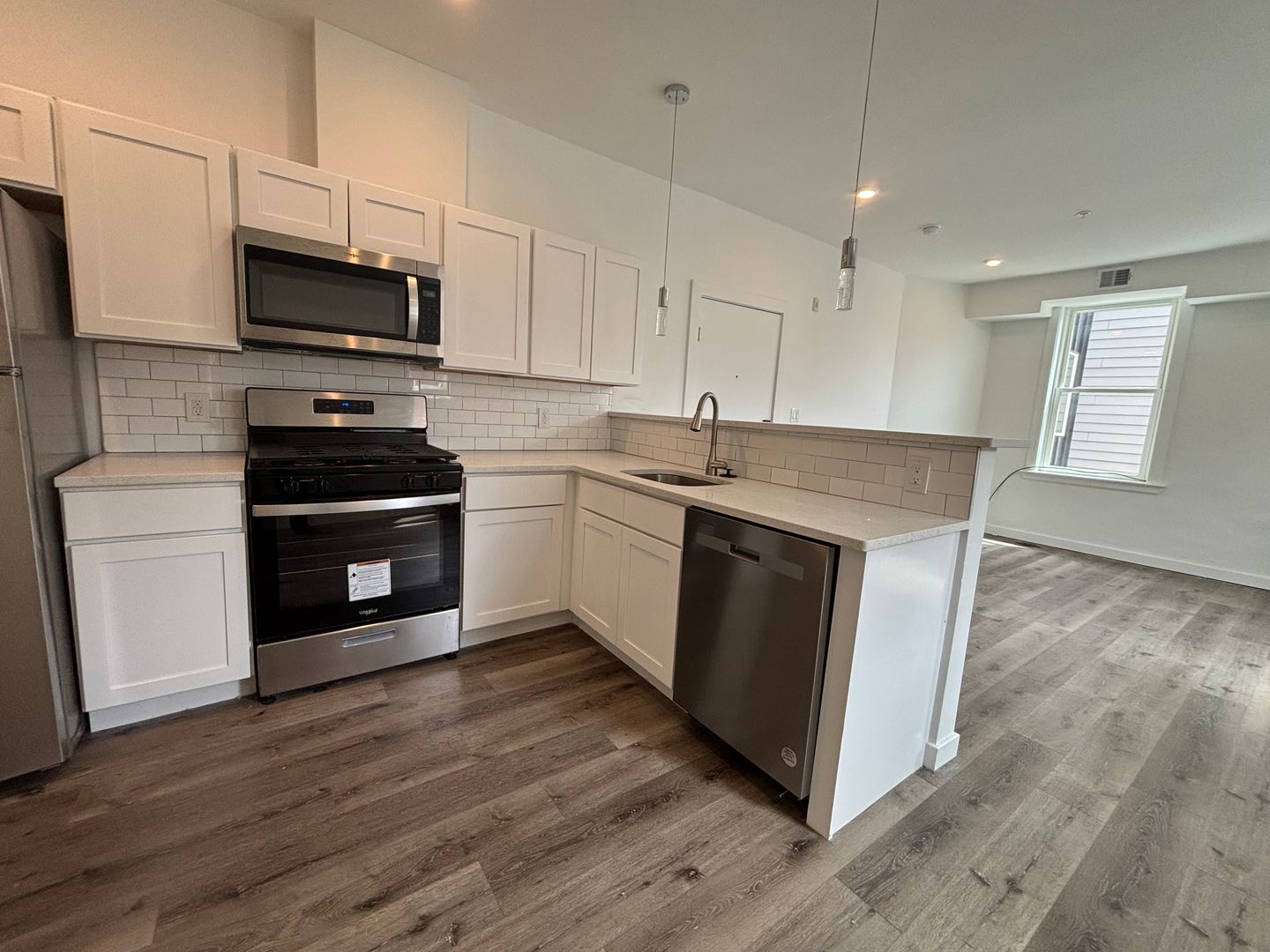 Philadelphia Apartment: 240-242 E Girard Ave