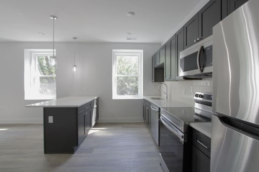 Welcome to Luxury Apartment Living – photo 1