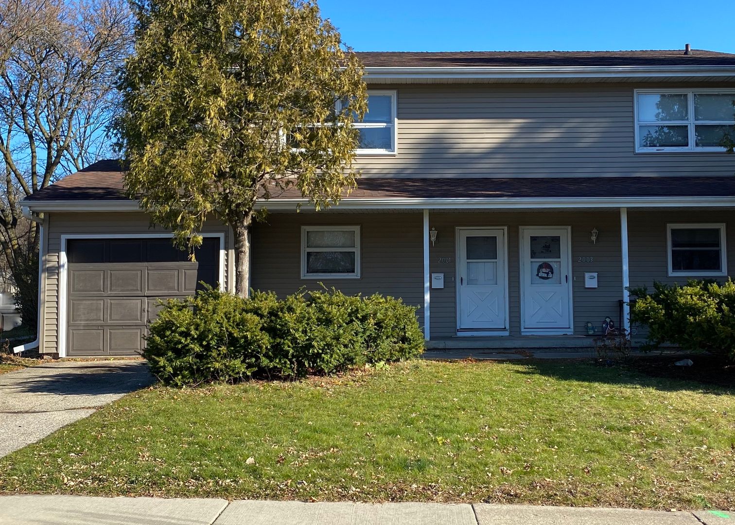 Madison Apartment: 2001 Westbrook Lane