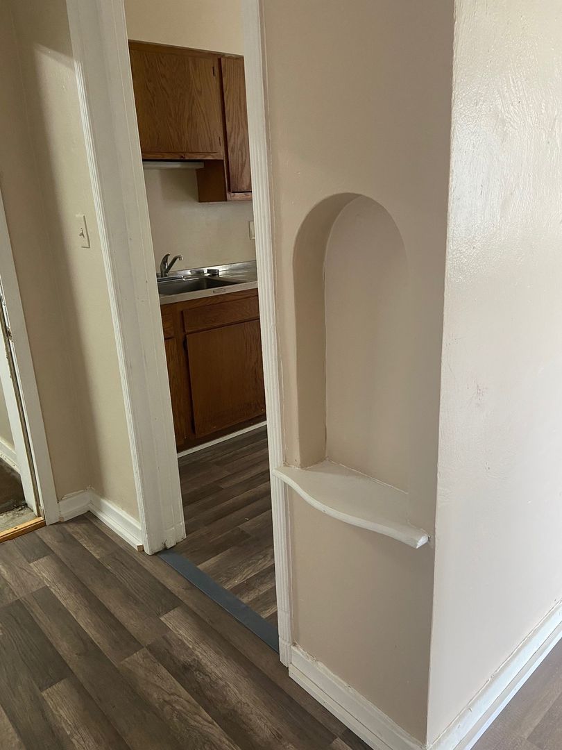 Mansfield Apartment: 110 Blymyer