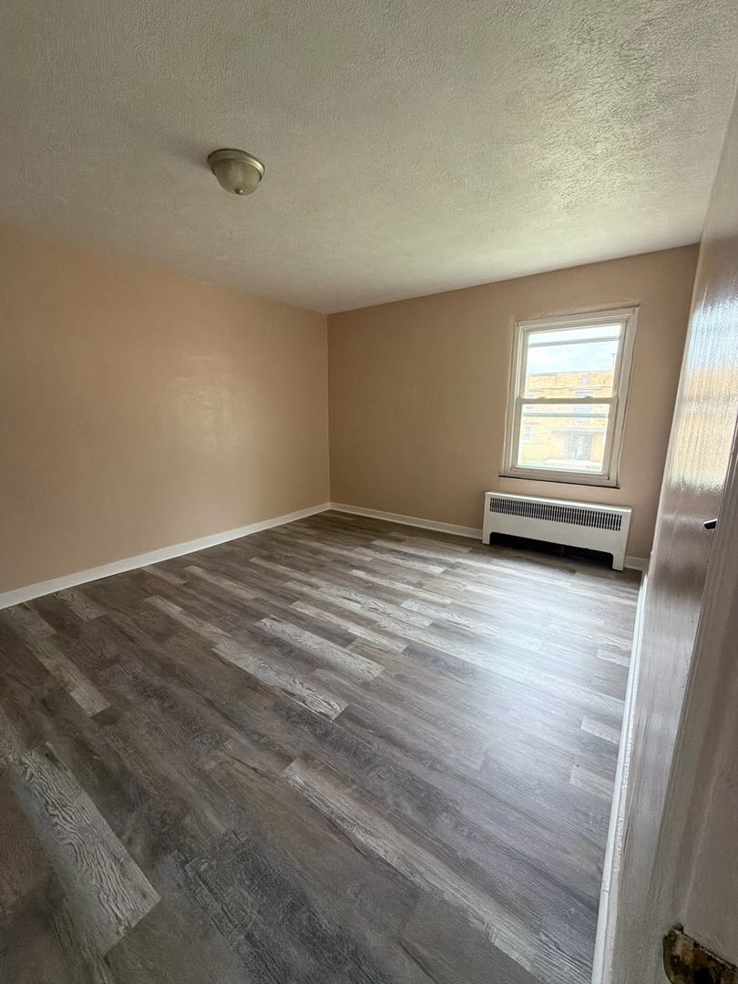 Mansfield Apartment: 110 Blymyer