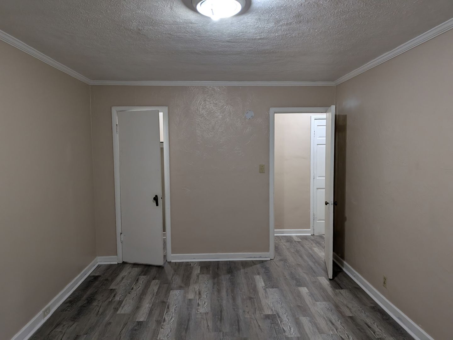 Mansfield Apartment: 110 Blymyer