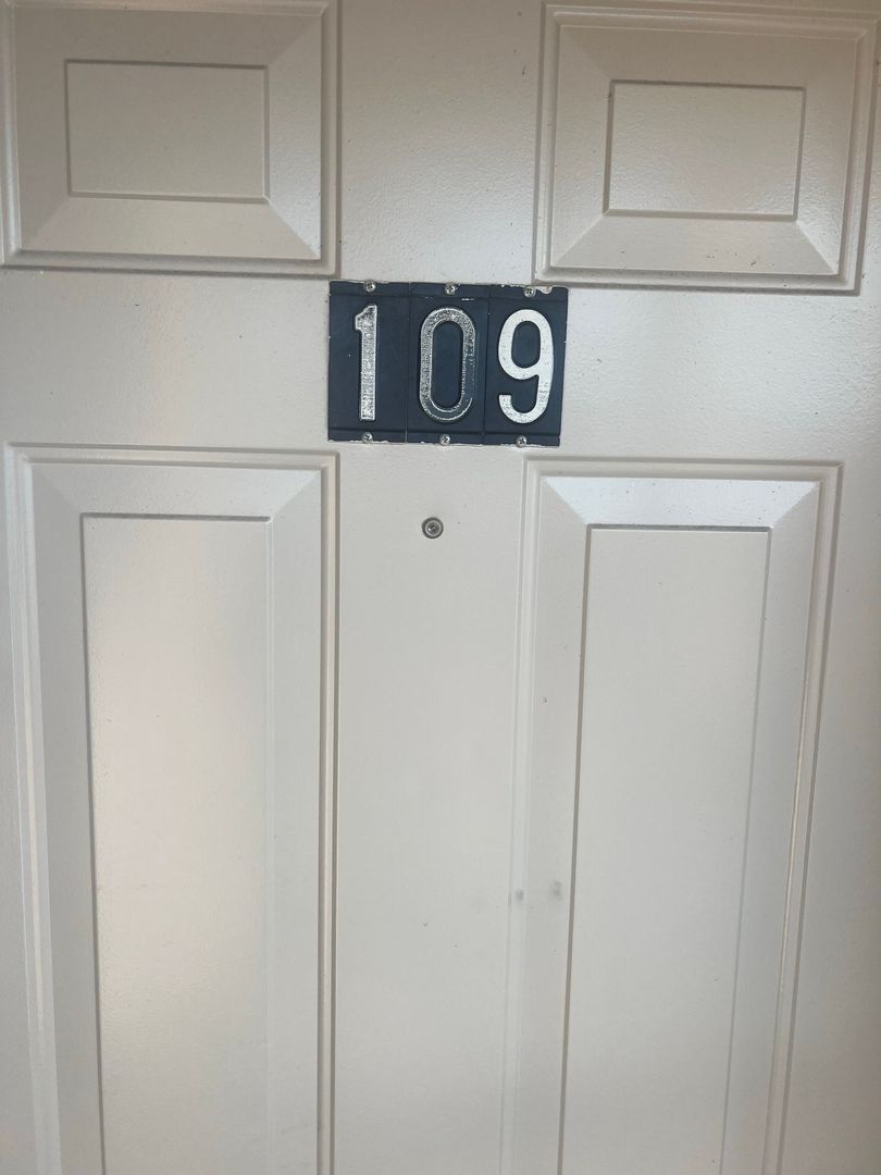 Jonesboro Apartment: 4850 East Highland Drive