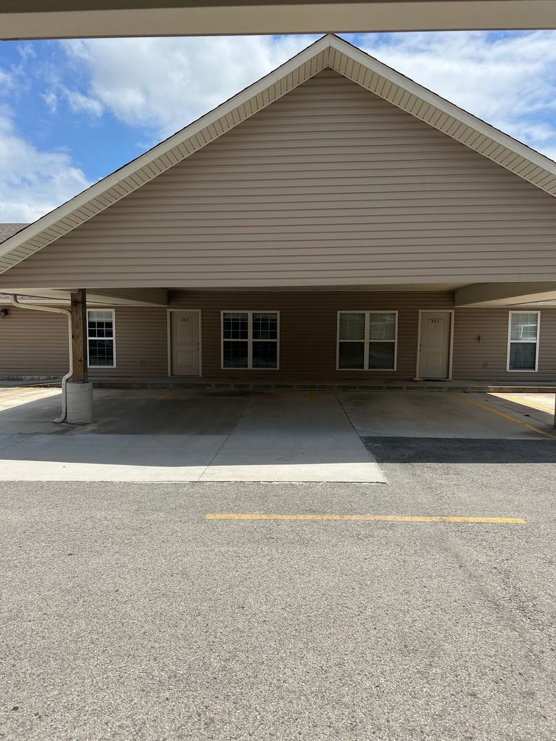 Jonesboro Apartment: 4850 Highland Drive