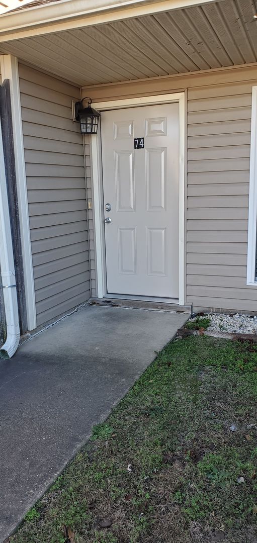 Jonesboro Apartment: 4850 East Highland Drive