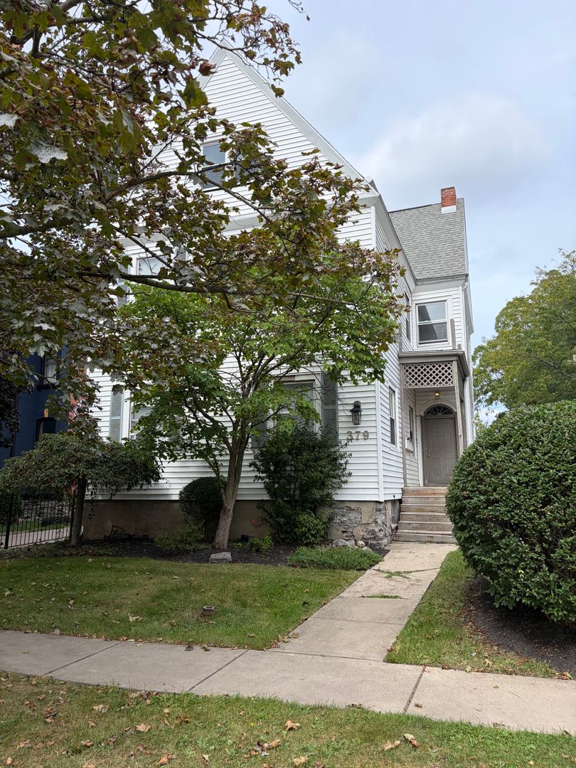 Buffalo Apartment: 379 Bryant