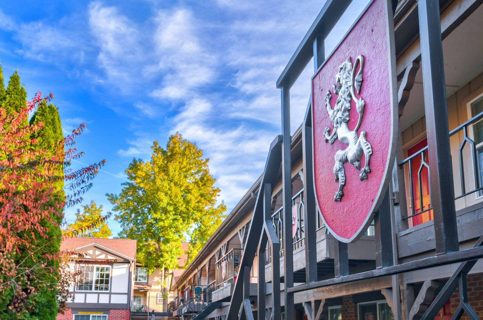 Boise Apartment: 300-333 S. Straughan Ave