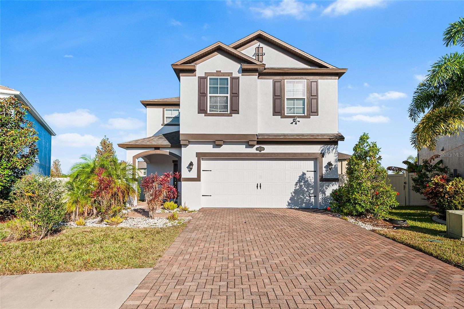 LUTZ House: 1848 OAK HAMMOCK CT