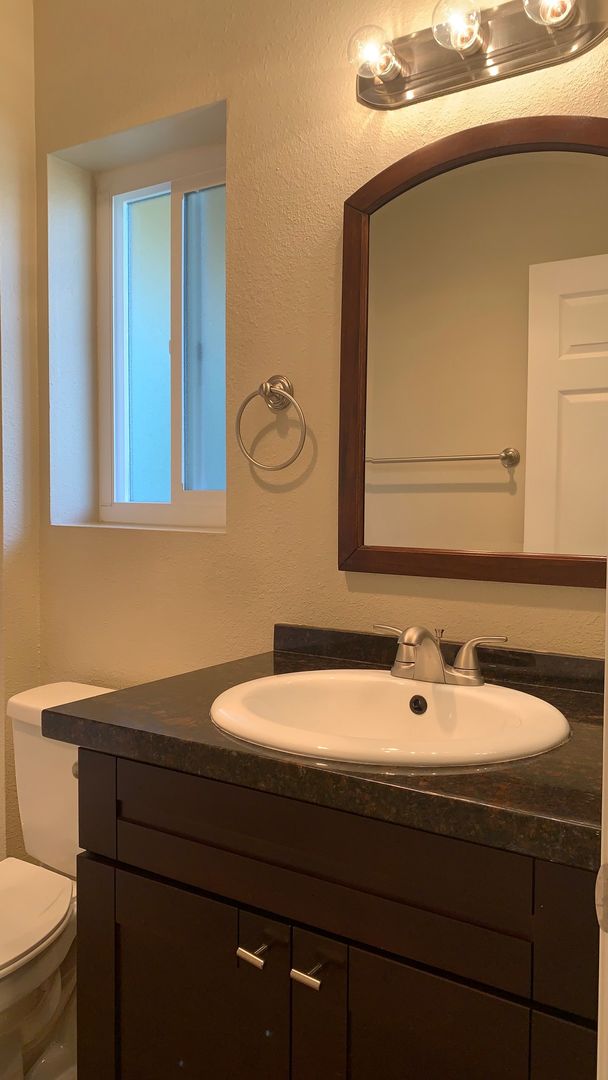 Chula Vista Apartment: 326 I Street