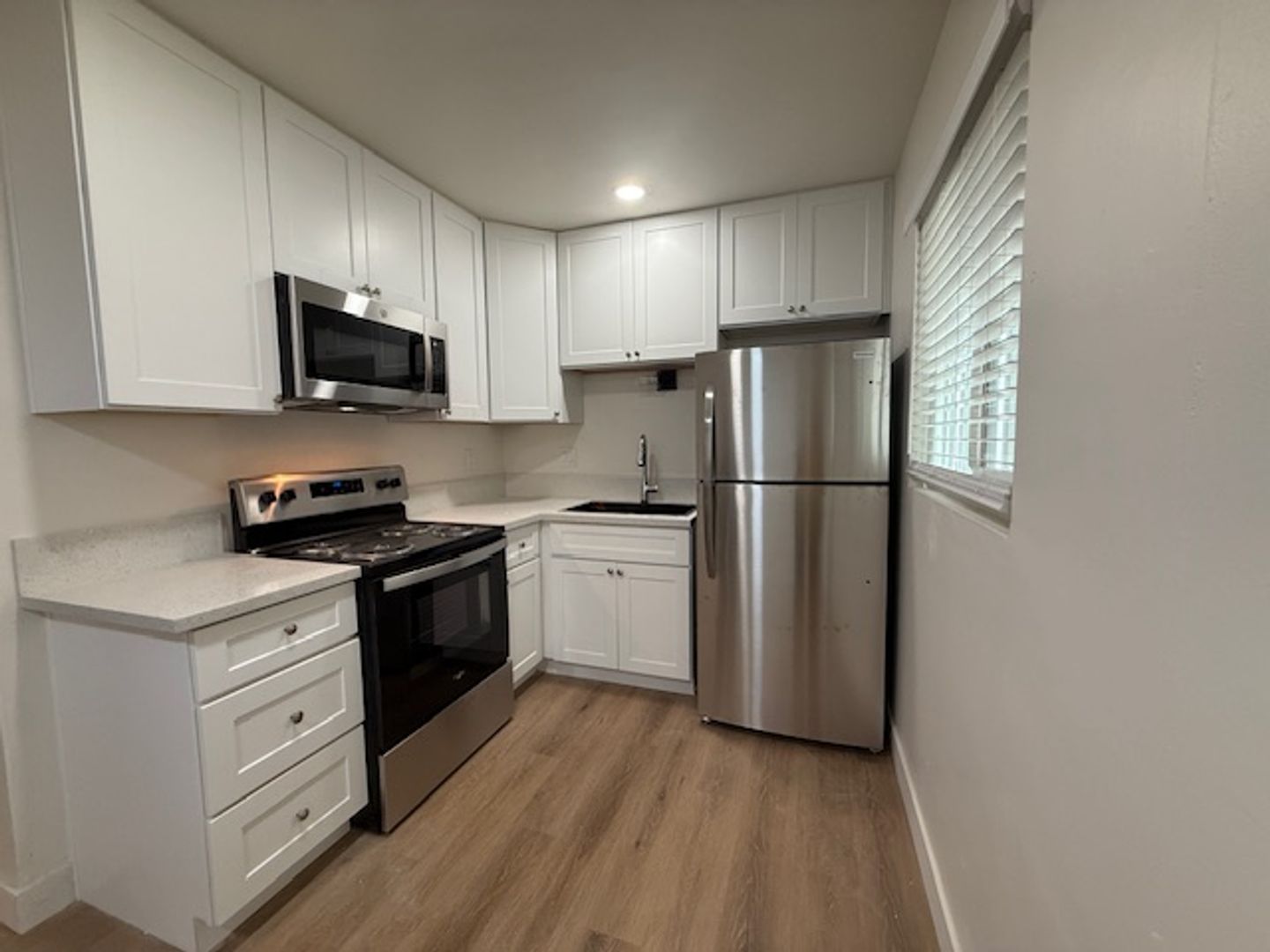 San Diego Apartment: 4525 Rainier Ave