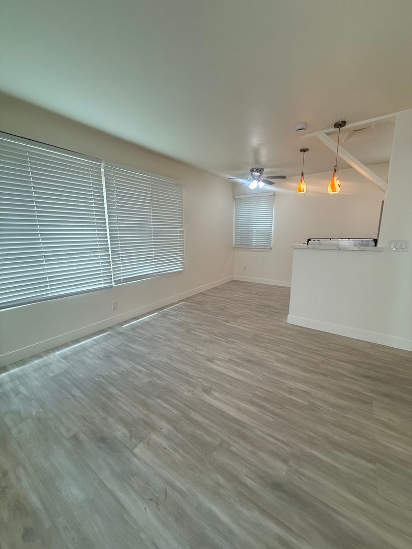 San Diego Apartment: 1058-1064 Emerald St
