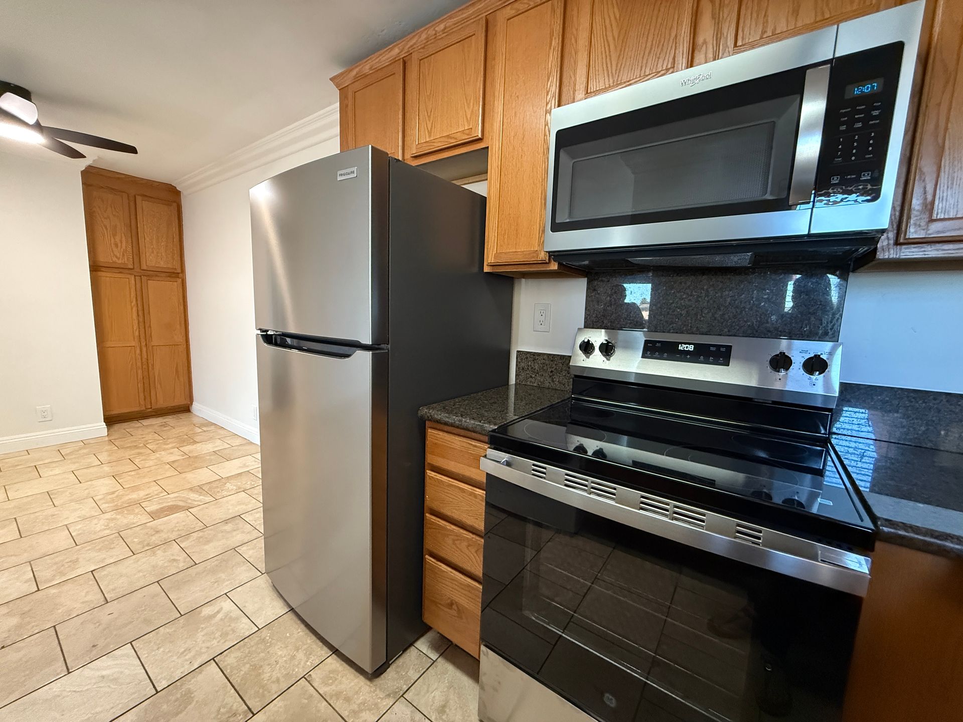 El Cajon Apartment: 1475 Oakdale Ave