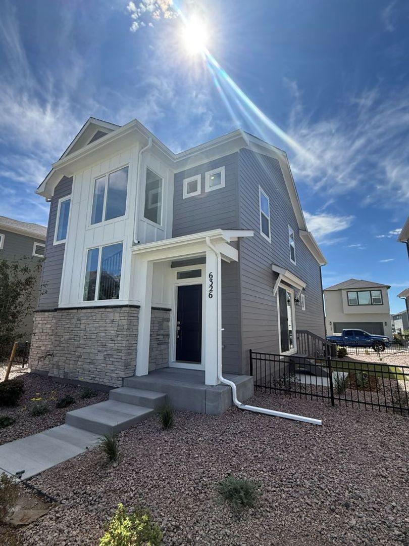 Colorado Springs House: 6326 Laud Pt