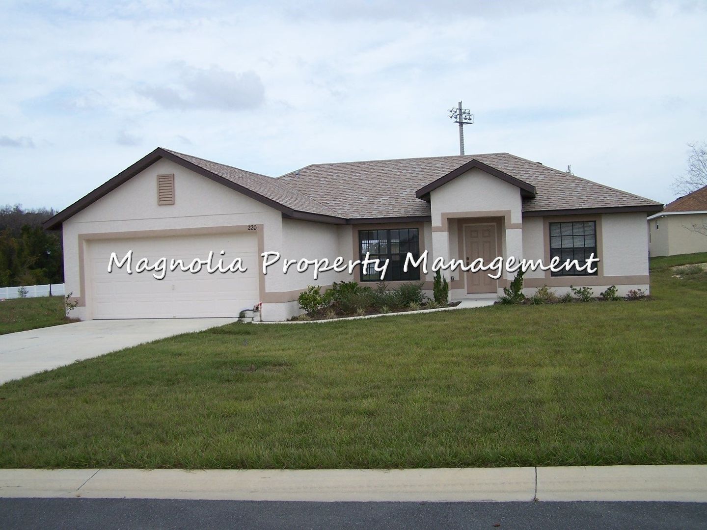 Leesburg House: 220 Goldie Street