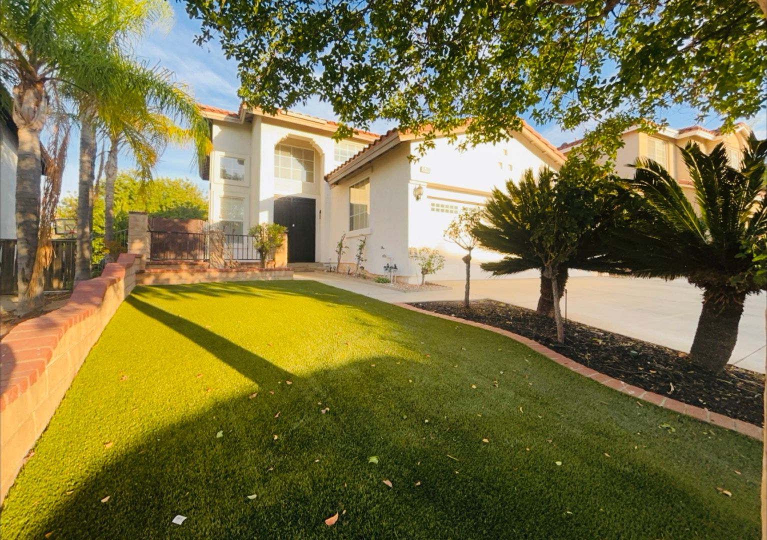 Moreno Valley House: 15780 Oliver St