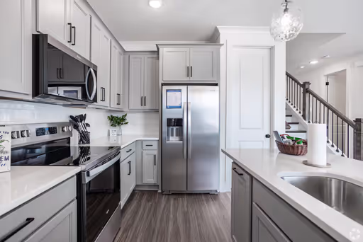 Now Leasing Fall 2027! – photo 1