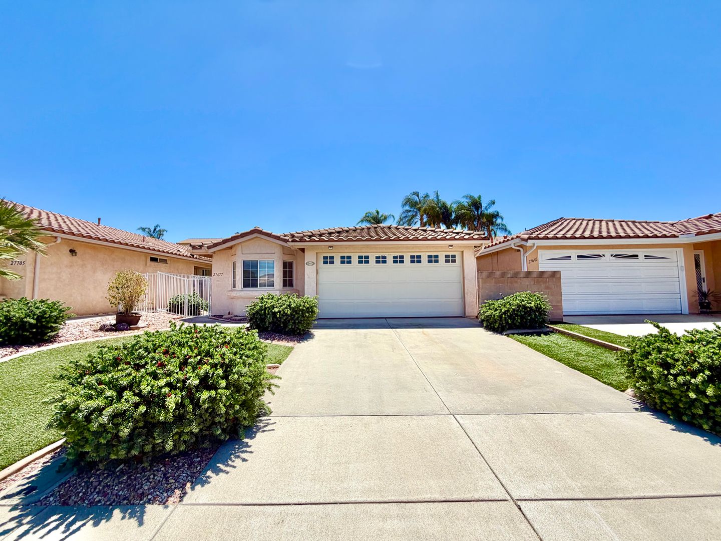 Menifee House: 27677 Calle Rabano