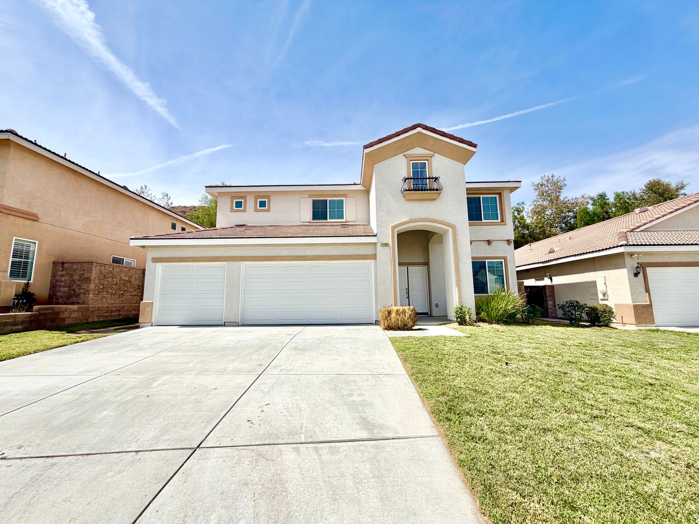 Menifee House: 24850 Sunset Vista Ave