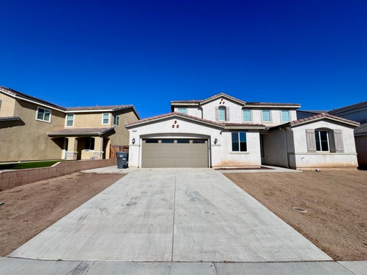 Menifee House: 26612 Iron Mountain St
