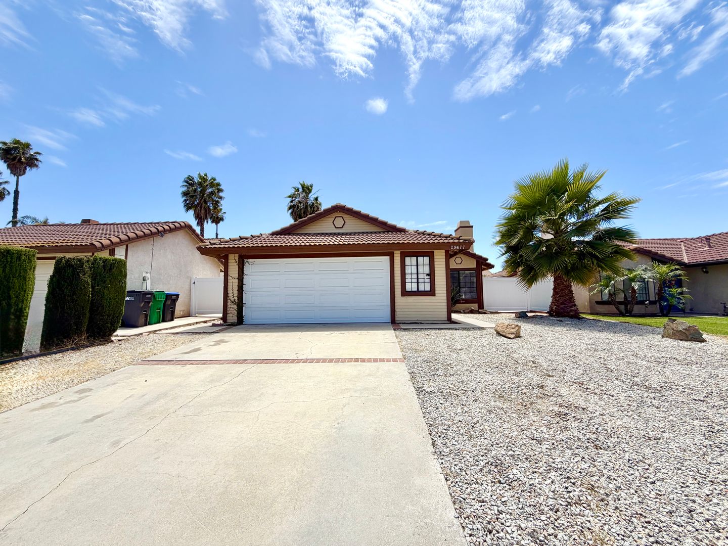 Murrieta House: 29677 Woodlands Ave