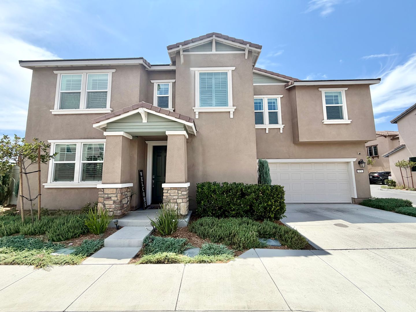 Lake Elsinore House: 970 Helena Ridge