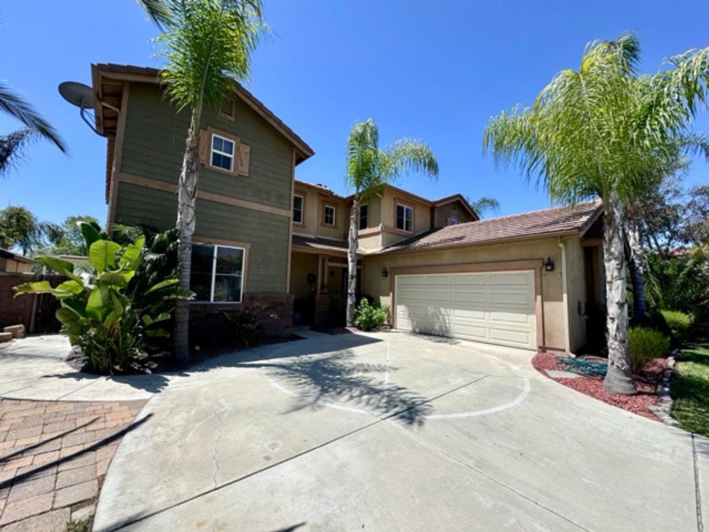 Menifee House: 33602 Magnetite St.