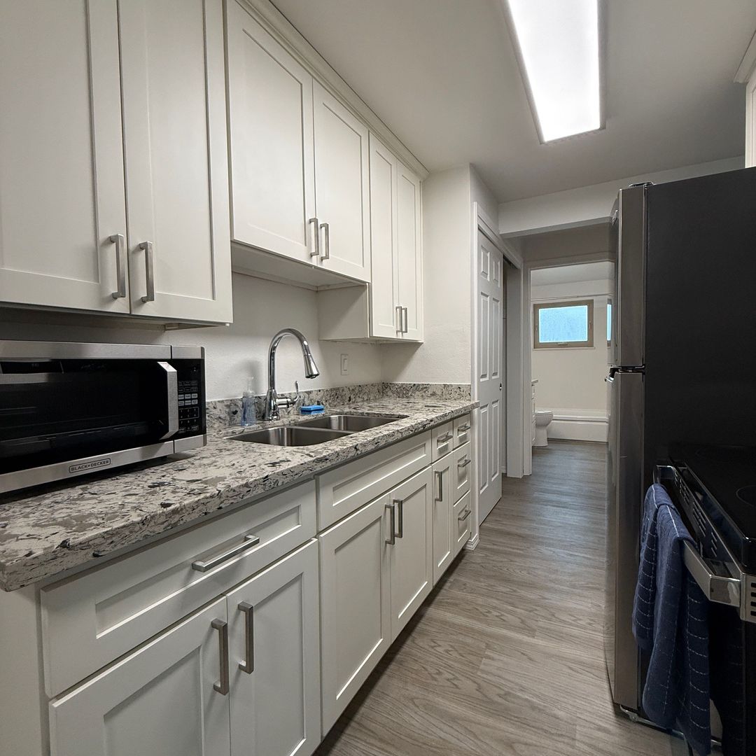 Seattle Apartment: 6100 24th Ave NW