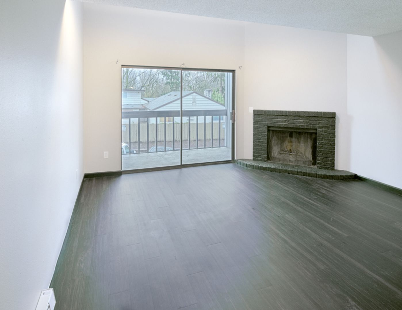 Tukwila Apartment: 4220 Southcenter Blvd