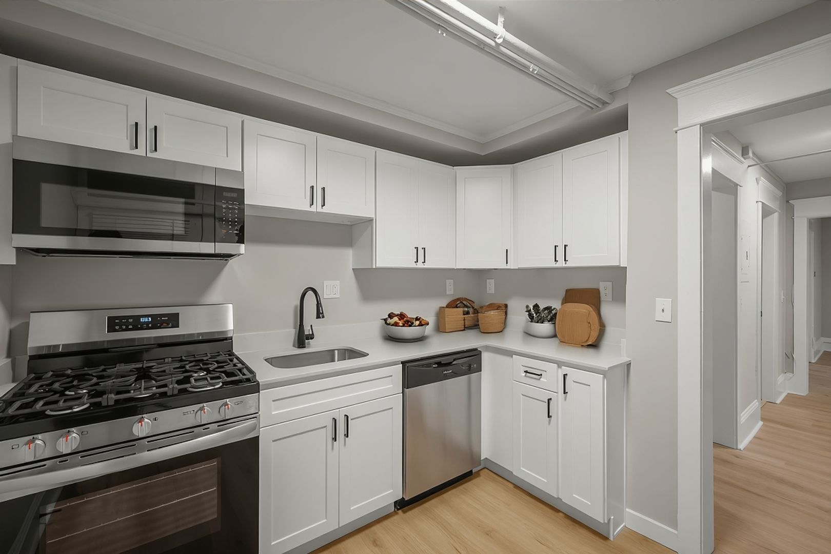 Seattle Apartment: 1616 E Howell Street