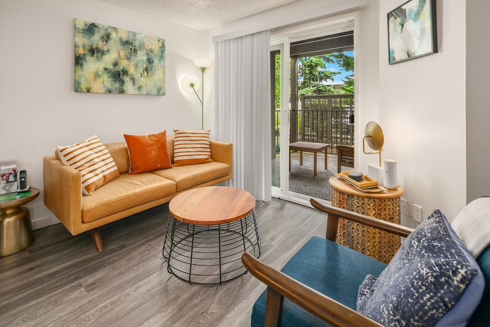 Shoreline Apartment: 16100 Linden Ave N